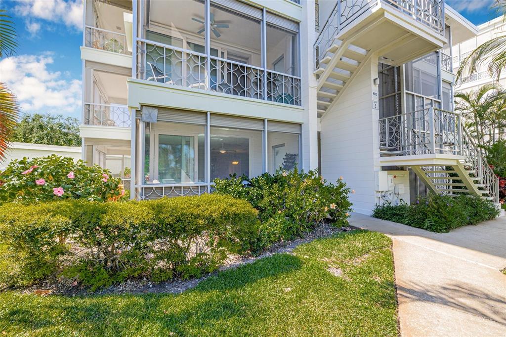 Property for sale at 615 10TH AVENUE NE UNIT 1, ST PETERSBURG, FL, 33701