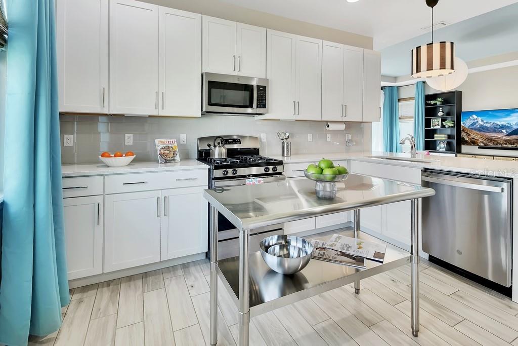 Property for sale at 255 NORTHCOTE COURT, DELAND, FL, 32724