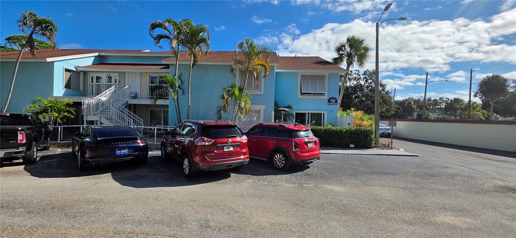 Property for sale at 3775 40TH LANE S UNIT L, ST PETERSBURG, FL, 33711