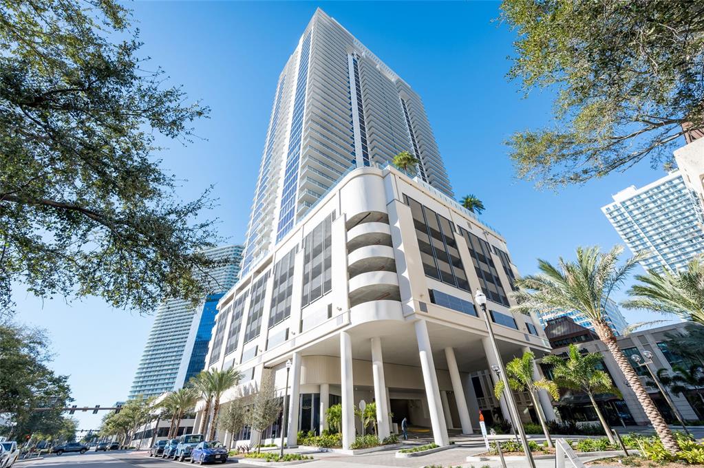 Property for sale at 275 1ST AVENUE SOUTH UNIT 2208, ST PETERSBURG, FL, 33701