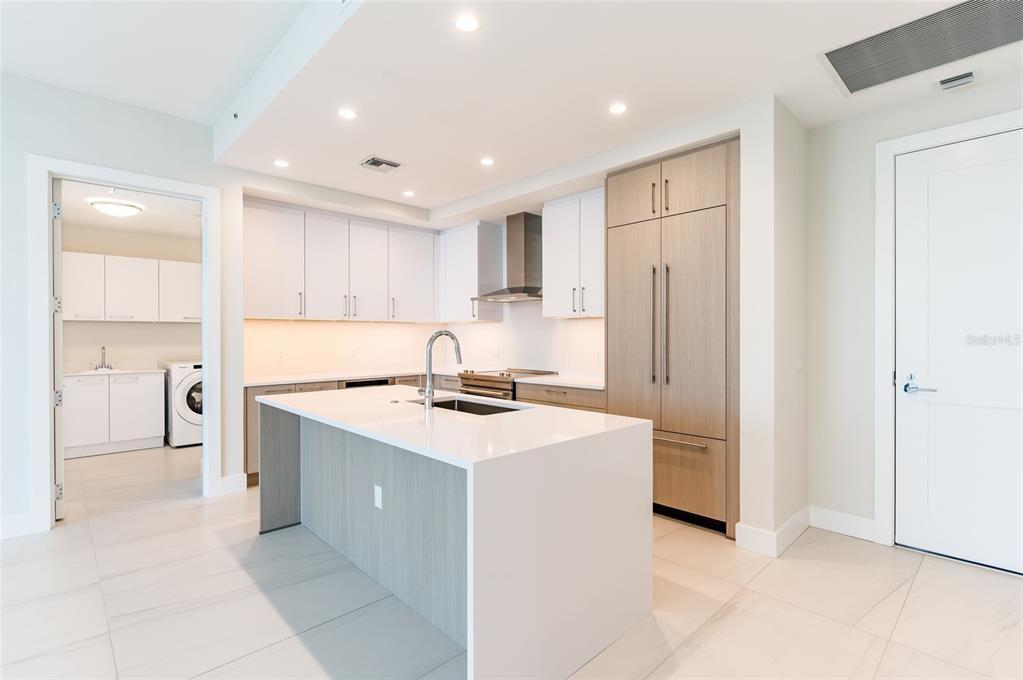 Property for sale at 275 1ST AVENUE SOUTH UNIT 2208, ST PETERSBURG, FL, 33701
