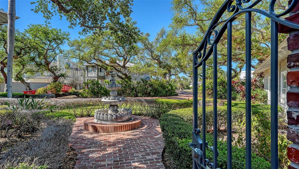 Property for sale at 1249 S BASIN LANE, SARASOTA, FL, 34242