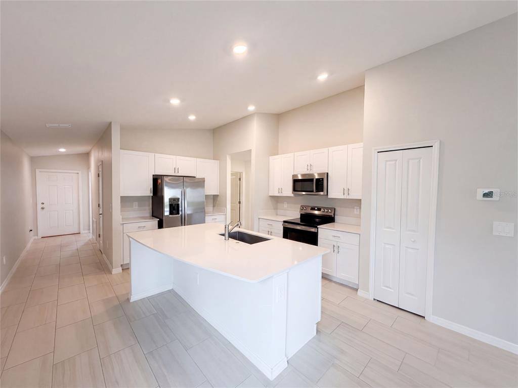 Property for sale at 3513 RADIANT MOUNTAIN DRIVE, PLANT CITY, FL, 33565