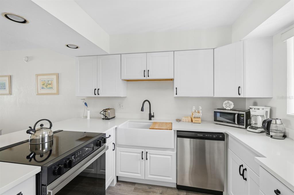 Property for sale at 1801 GULF DRIVE N UNIT 184, BRADENTON BEACH, FL, 34217
