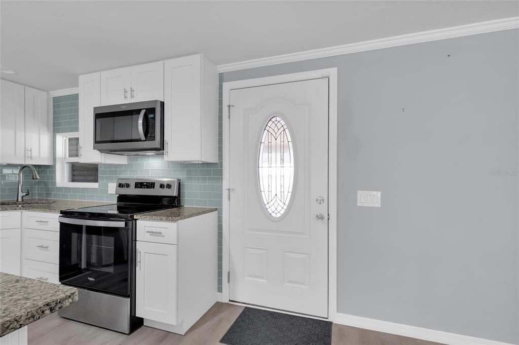 Property for sale at 100 PAPAYA COVE, LEESBURG, FL, 34748