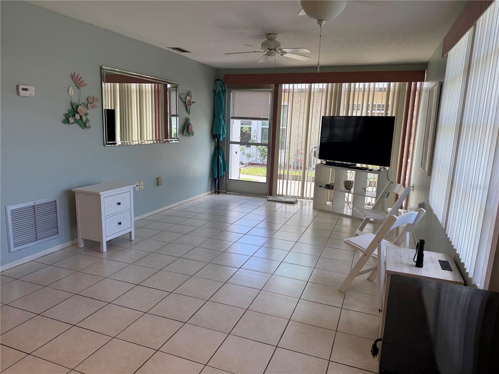 Living area to front door