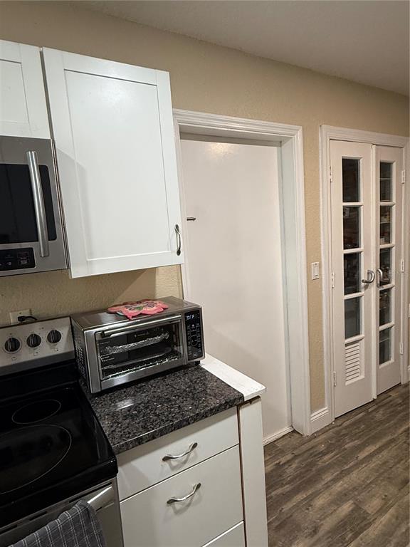 door leading to laundry/pantry