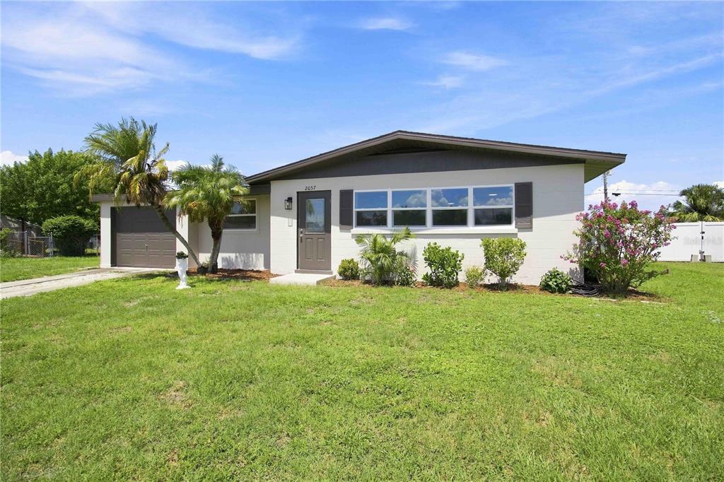 Property for sale at 2057 GARDEN PARKWAY, BRADENTON, FL, 34205