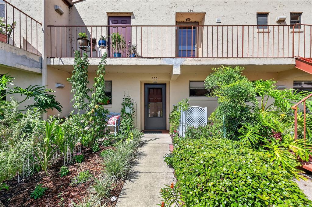 Property for sale at 4300 BAYWOOD BOULEVARD UNIT A103, MOUNT DORA, FL, 32757