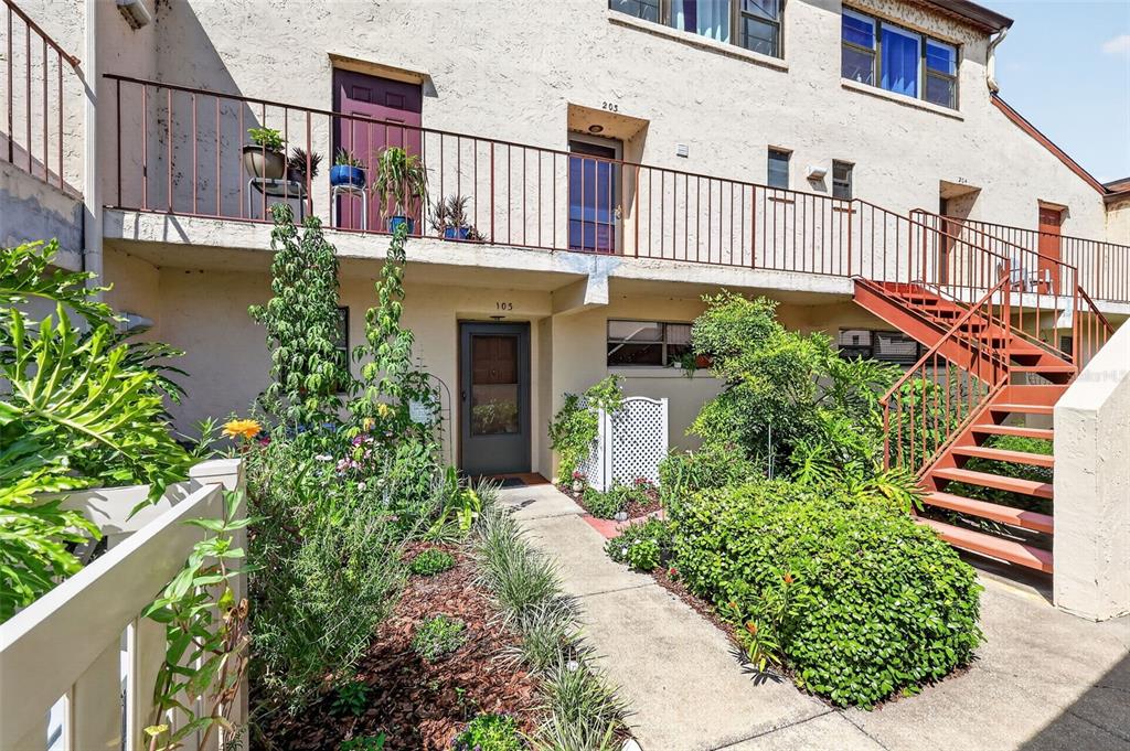 Property for sale at 4300 BAYWOOD BOULEVARD UNIT A103, MOUNT DORA, FL, 32757
