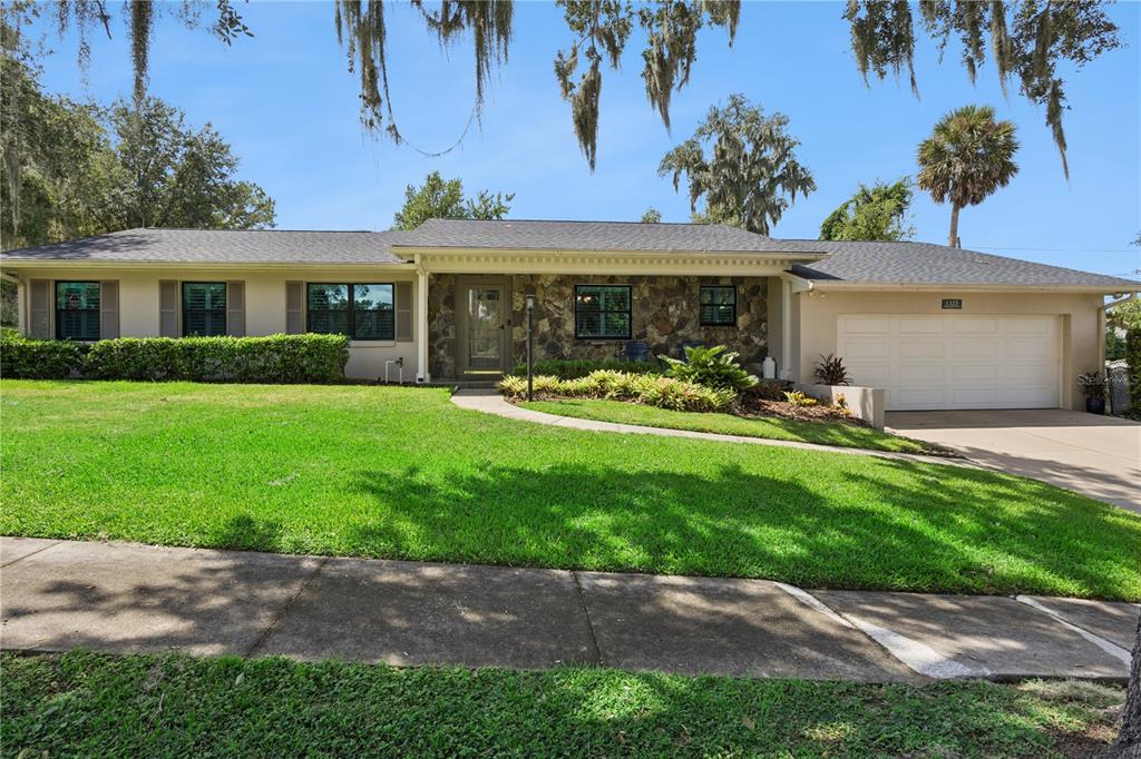 Fabulous corner lot just one block from Lake Gertrude, in the Mount Dora historic district.