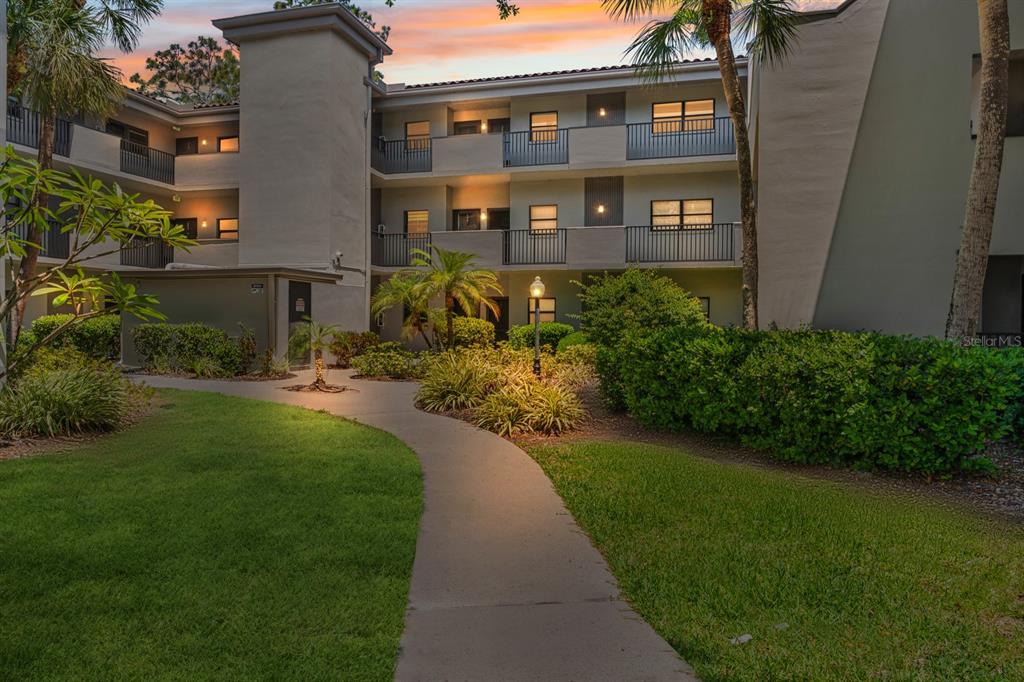 Property for sale at 2650 COUNTRYSIDE BOULEVARD UNIT B307, CLEARWATER, FL, 33761