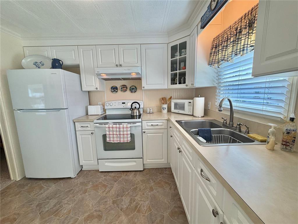 Property for sale at 146 HIBISCUS WAY, LEESBURG, FL, 34748