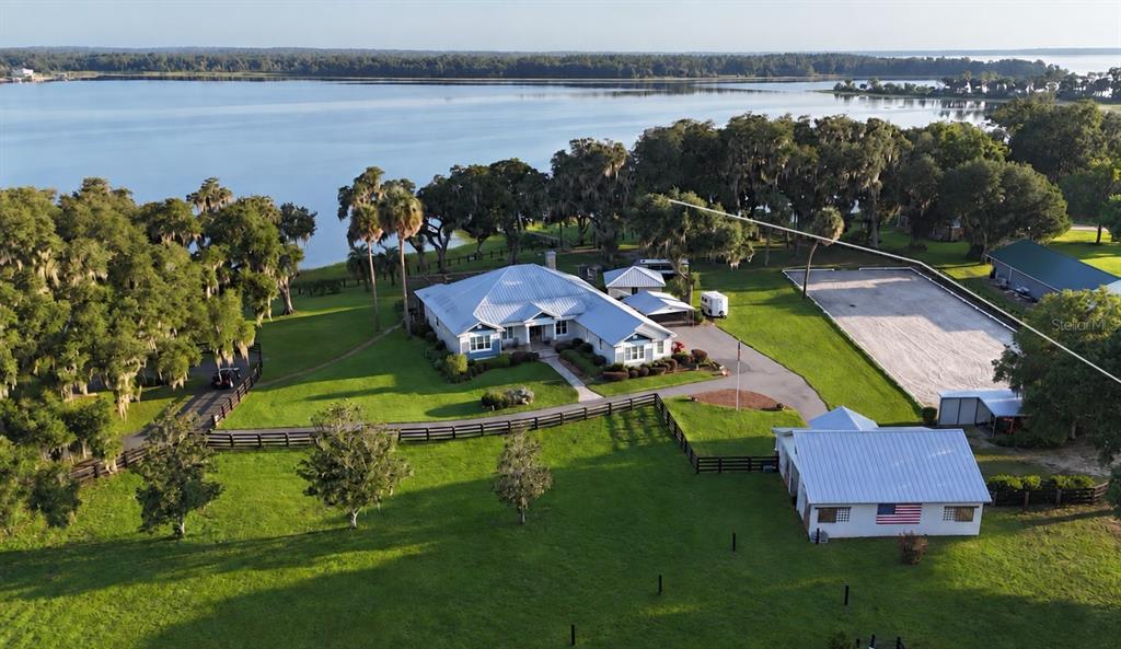 Property for sale at 11811 SE SUNSET HARBOR ROAD, WEIRSDALE, FL, 32195