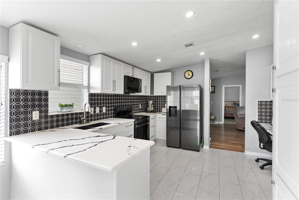 Property for sale at 9426 STAR GAZER LANE, RIVERVIEW, FL, 33578