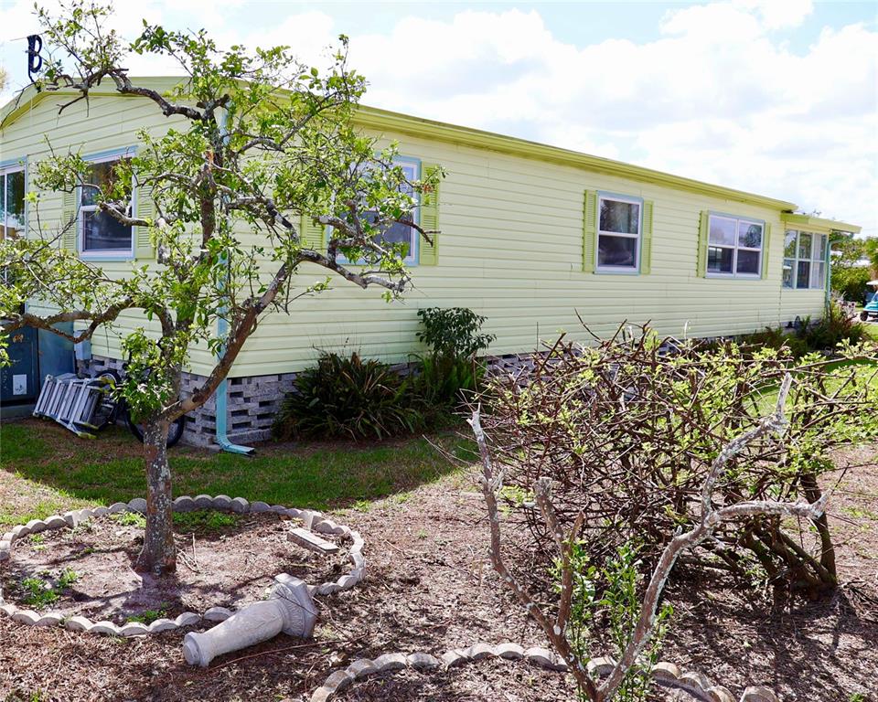 Property for sale at 1610 REYNOLDS ROAD UNIT 73, LAKELAND, FL, 33801