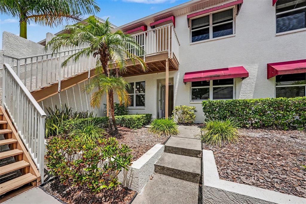 Property for sale at 1400 WATER VIEW DRIVE W UNIT 102, LARGO, FL, 33771