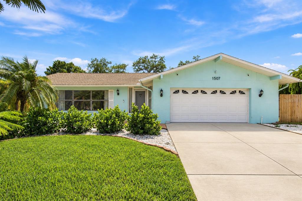 Property for sale at 1507 POINSETTIA AVENUE, TARPON SPRINGS, FL, 34689