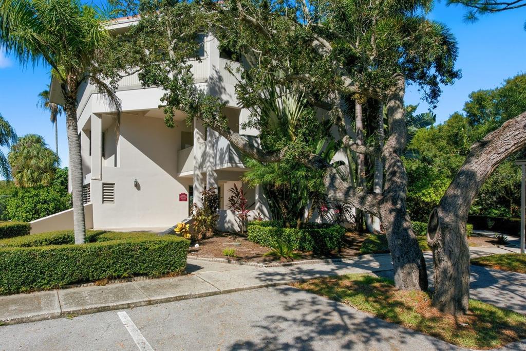 Property for sale at 300 S FLORIDA AVENUE UNIT 100L, TARPON SPRINGS, FL, 34689