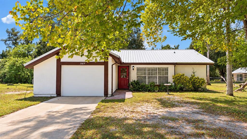Property for sale at 2009 MARINER COURT, LABELLE, FL, 33935
