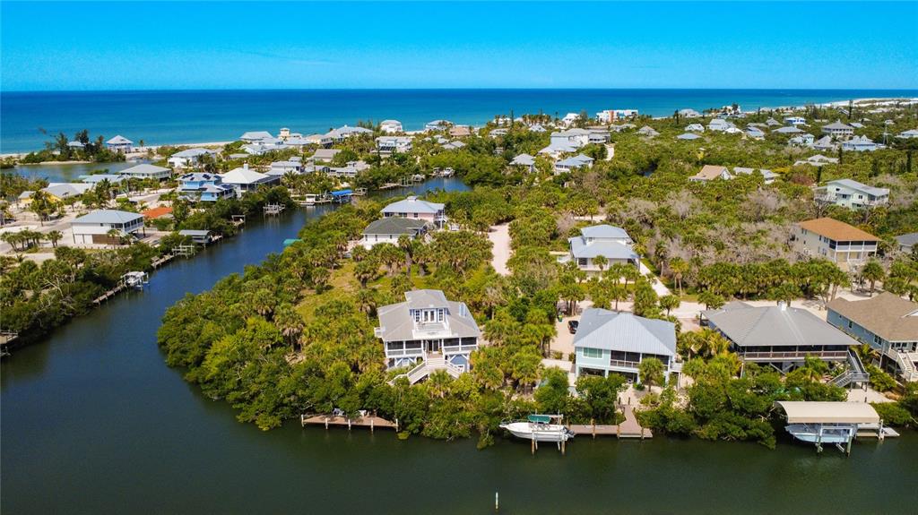 Property for sale at 39 BAYSHORE CIRCLE, PLACIDA, FL, 33946