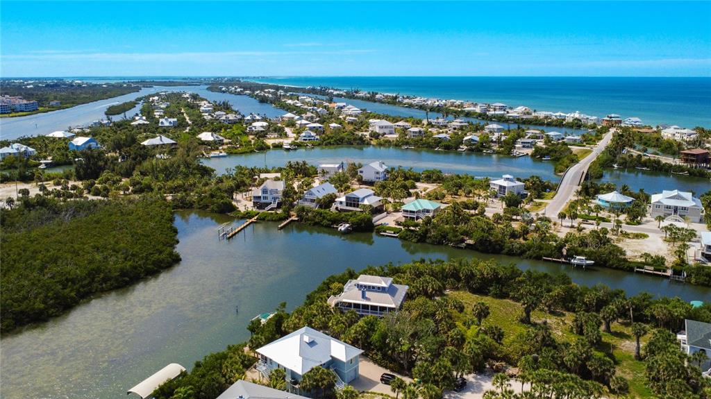 Property for sale at 39 BAYSHORE CIRCLE, PLACIDA, FL, 33946