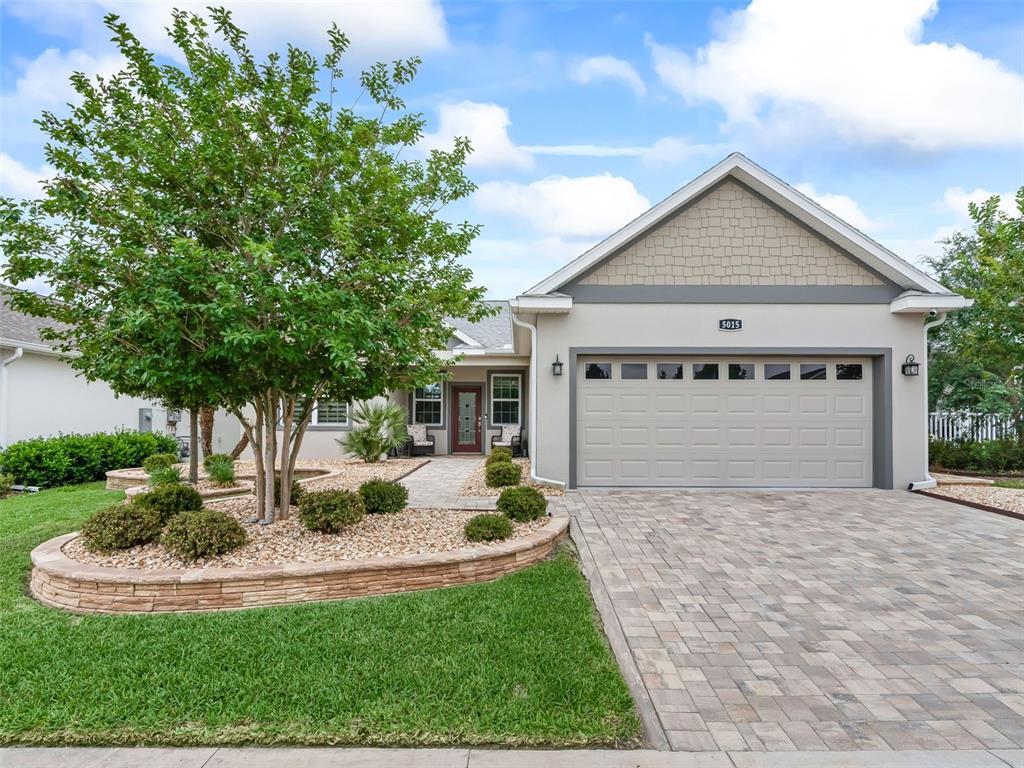 Property for sale at 5015 NE 125TH LOOP, OXFORD, FL, 34484