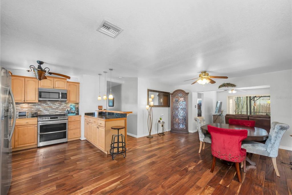 Property for sale at 1700 74TH AVENUE N, ST PETERSBURG, FL, 33702