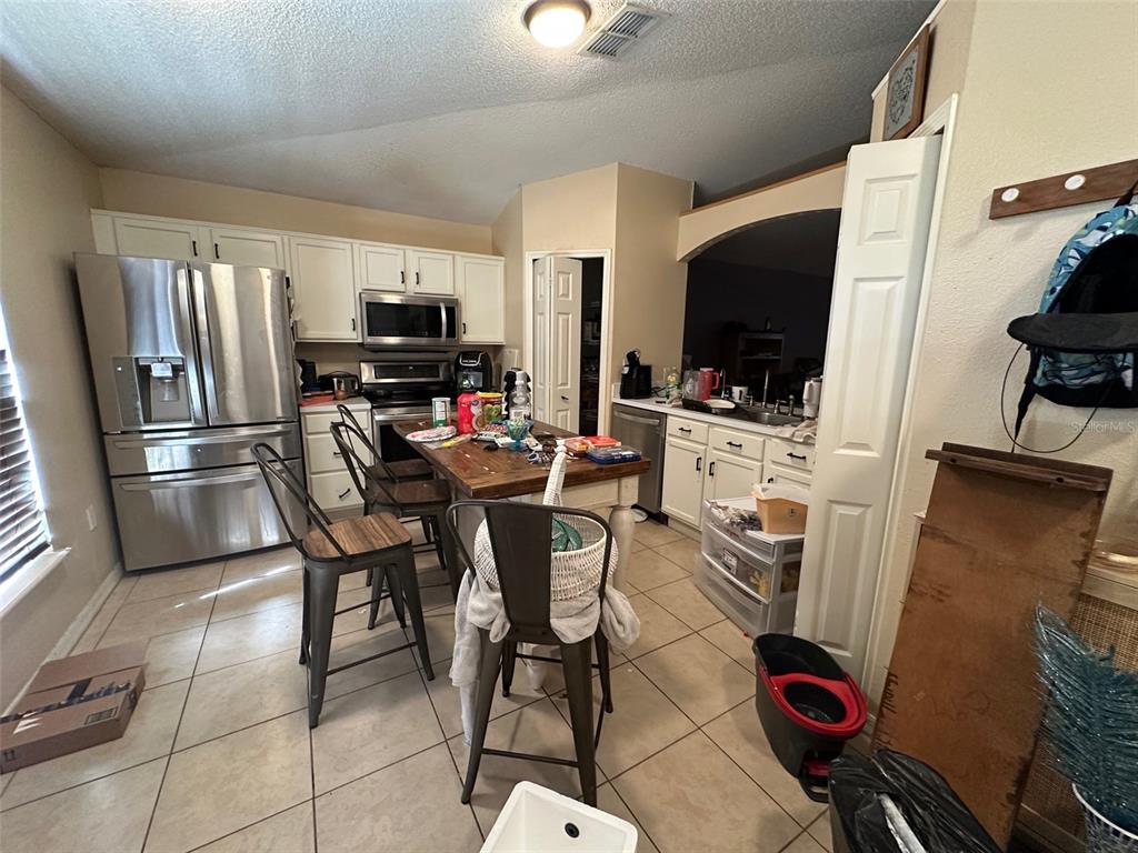 Property for sale at 1909 LAKEVIEW PLACE, KISSIMMEE, FL, 34759