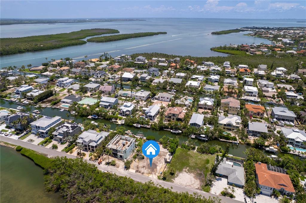 Perfect canal Location with views to the front and rear