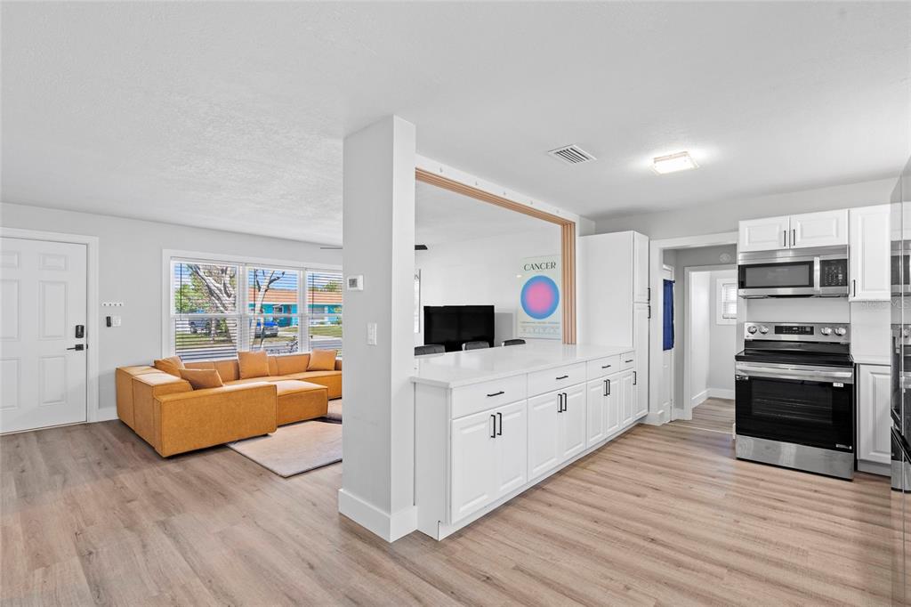 Kitchen/Living Combo