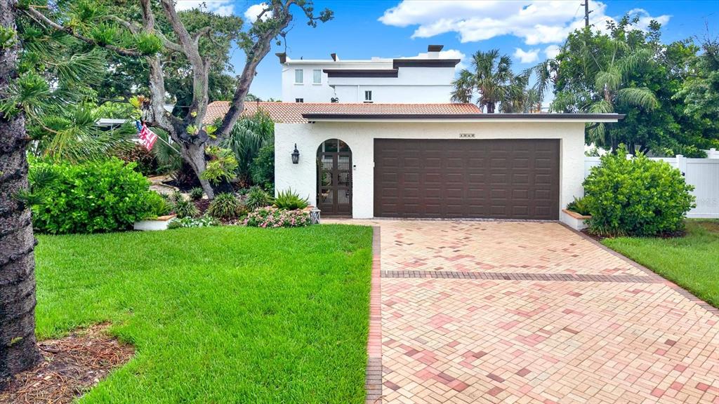 Property for sale at 1040 PALM DRIVE, BELLEAIR BEACH, FL, 33786