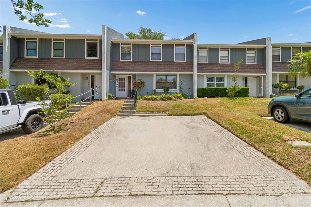 Property for sale at 1319 ABBEY CRESCENT LANE, CLEARWATER, FL, 33759
