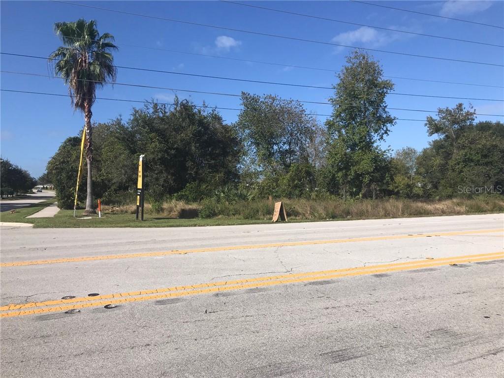 Property for sale at CORNER OF CR 33 AND CENTENNIAL PKWY, MASCOTTE, FL, 34753