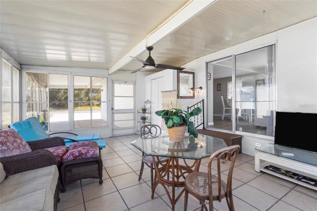 Large Lanai