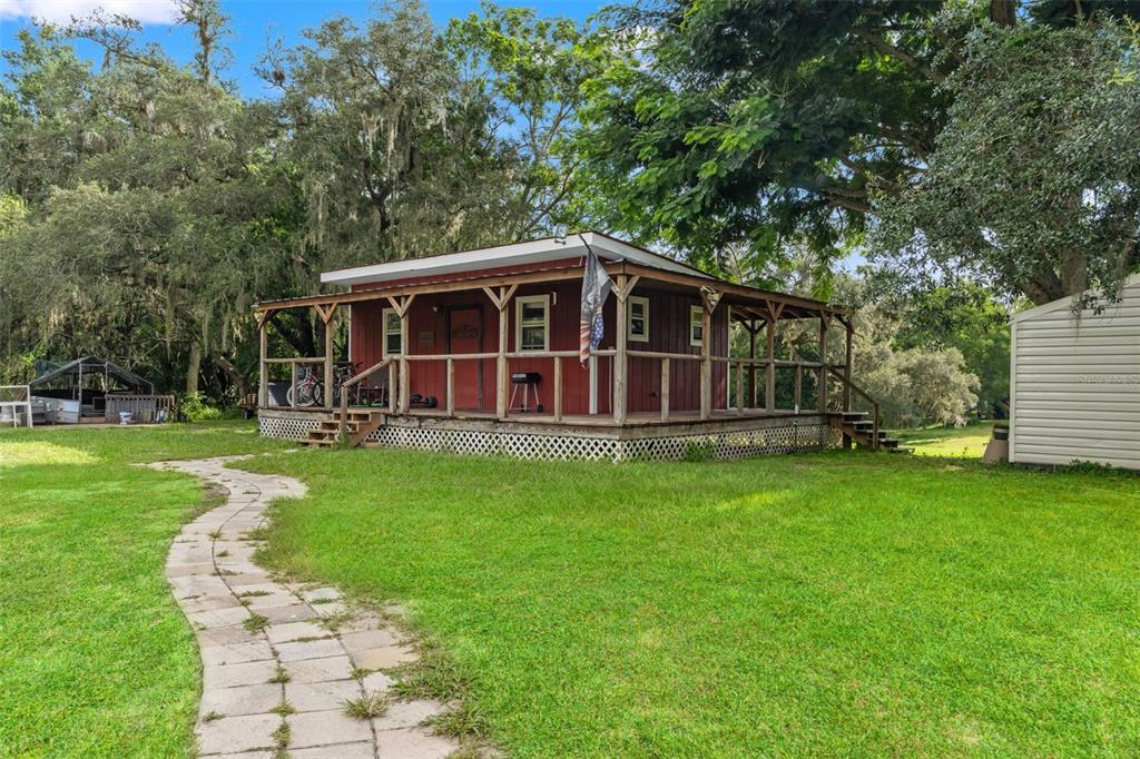 guest cottage