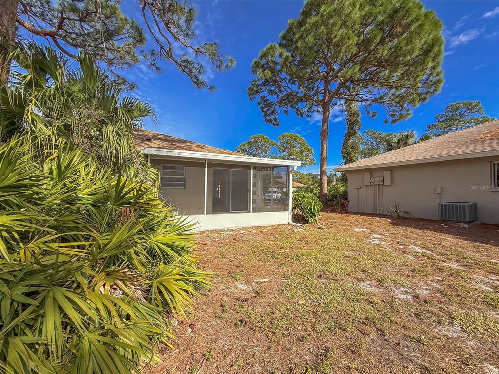 Property for sale at 727 N JEFFERSON AVENUE UNIT 727, SARASOTA, FL, 34237