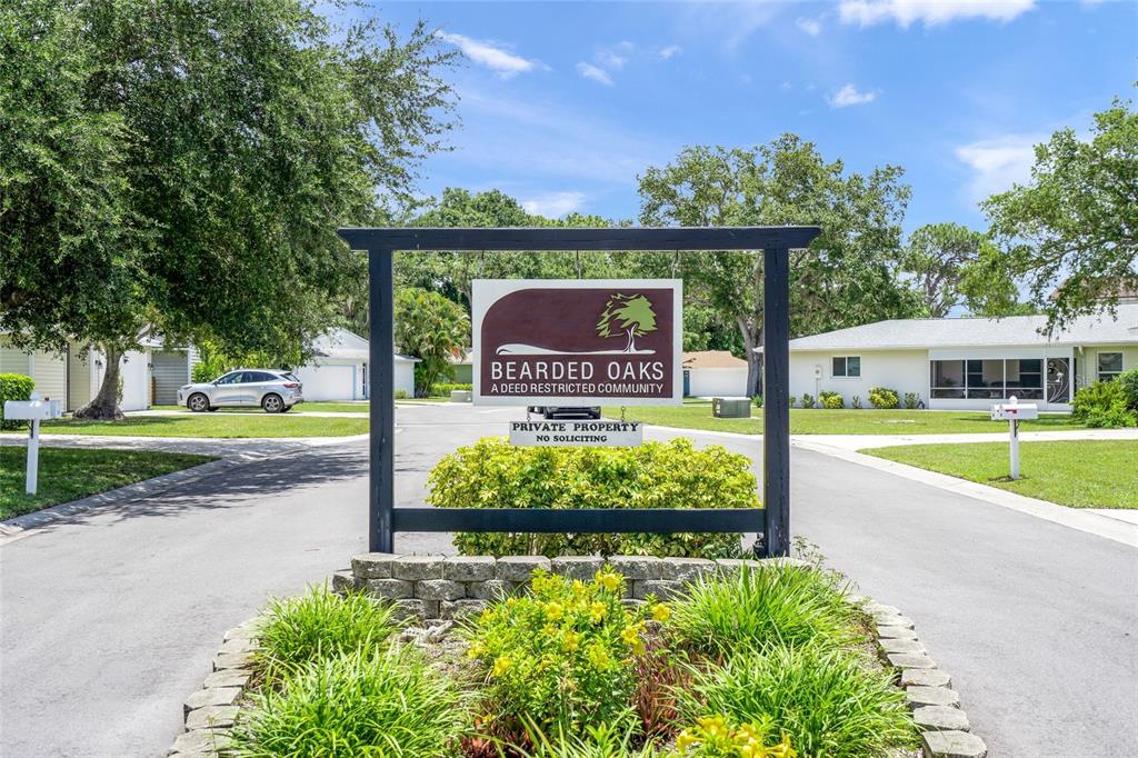 Property for sale at 319 BEARDED OAKS CIRCLE, SARASOTA, FL, 34232