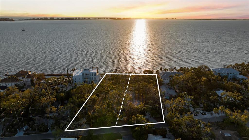 Property for sale at 2046 ALAMEDA AVENUE, SARASOTA, FL, 34234