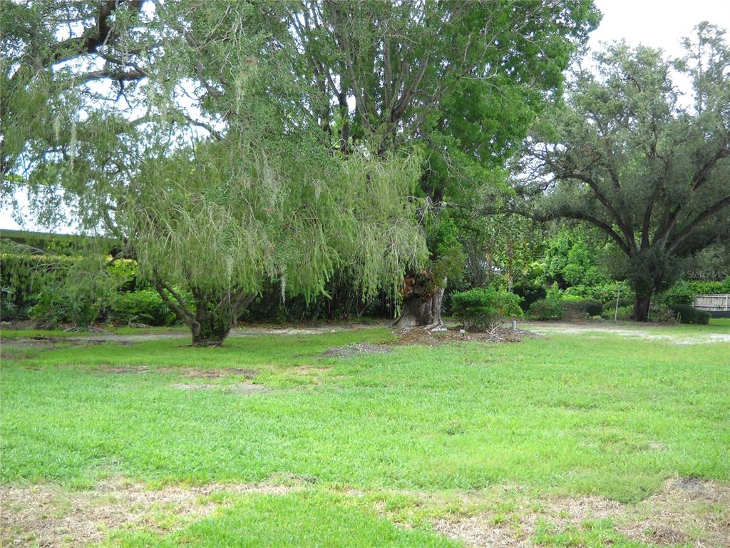 Property for sale at 1749 CHEROKEE DRIVE, SARASOTA, FL, 34239