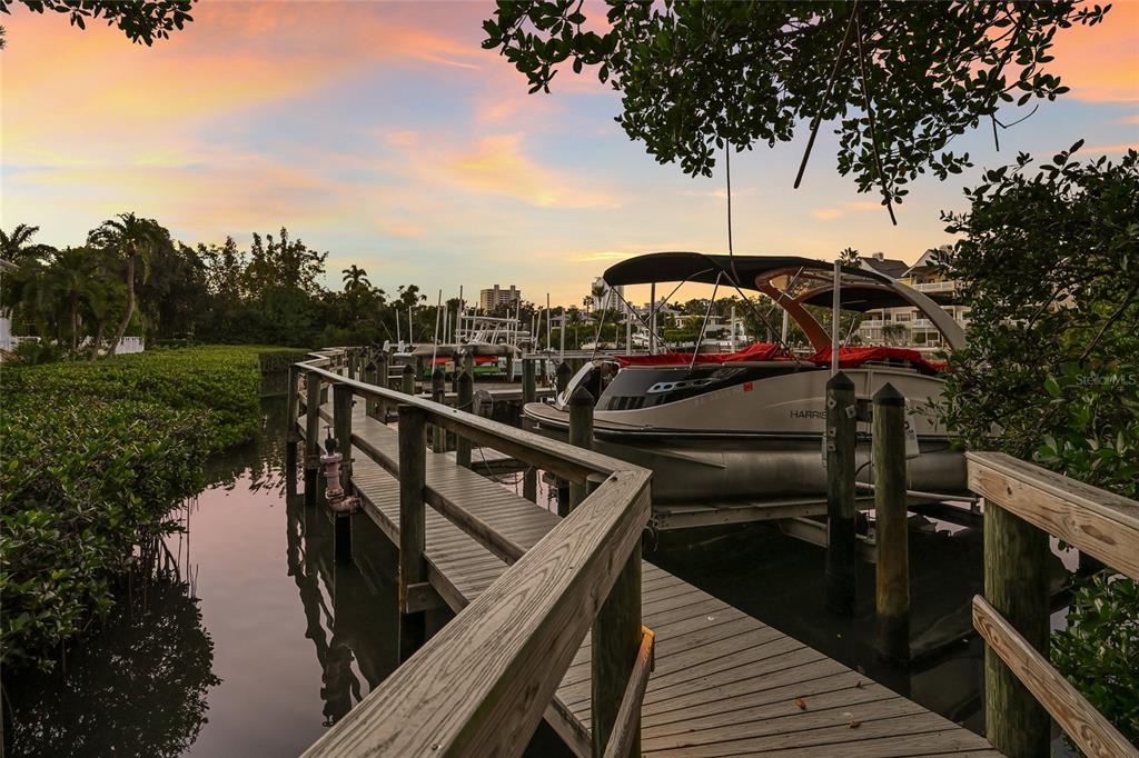 Property for sale at 1749 LINCOLN PARK CIRCLE, SARASOTA, FL, 34236