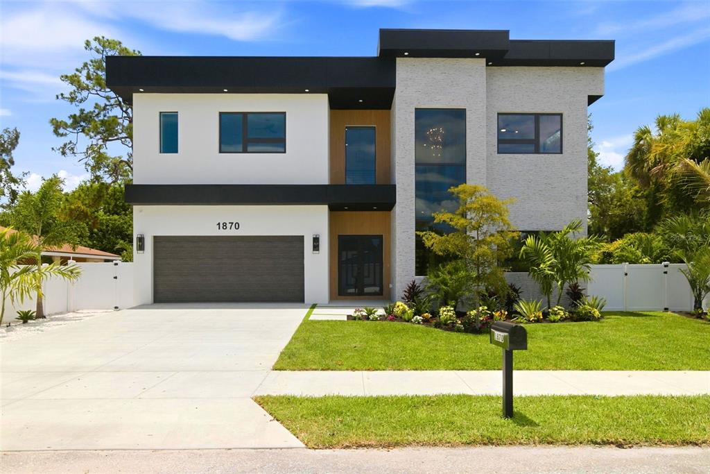 Property for sale at 1870 JASMINE DRIVE, SARASOTA, FL, 34239