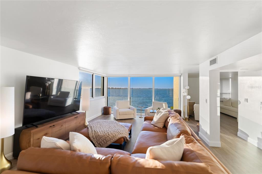 Property for sale at 101 SUNSET DRIVE UNIT 402, SARASOTA, FL, 34236