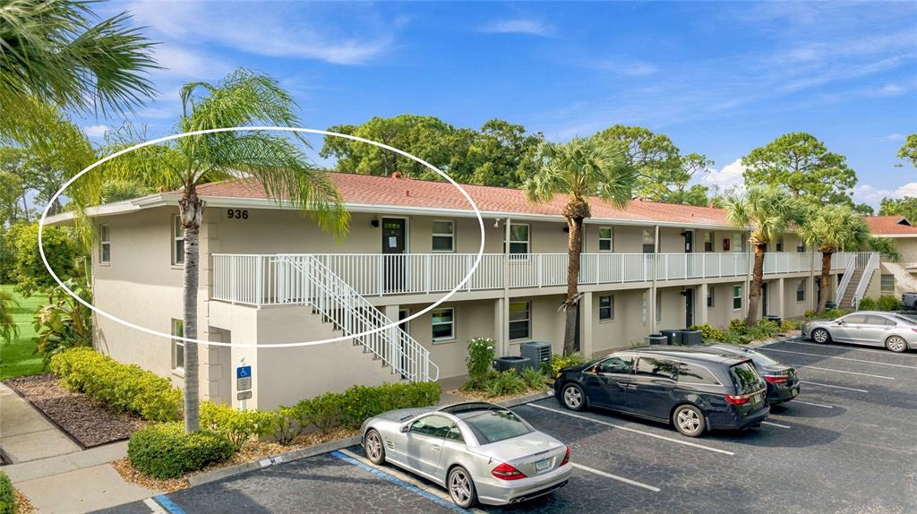 Property for sale at 936 LA COSTA CIRCLE UNIT 10, SARASOTA, FL, 34237