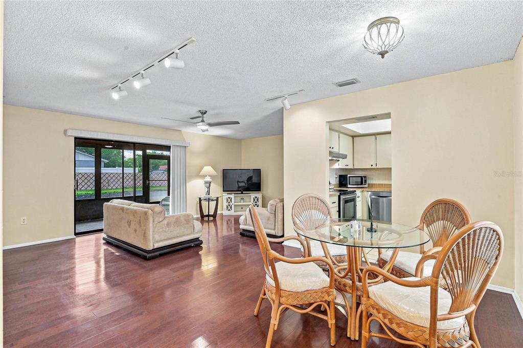 Bright and inviting!