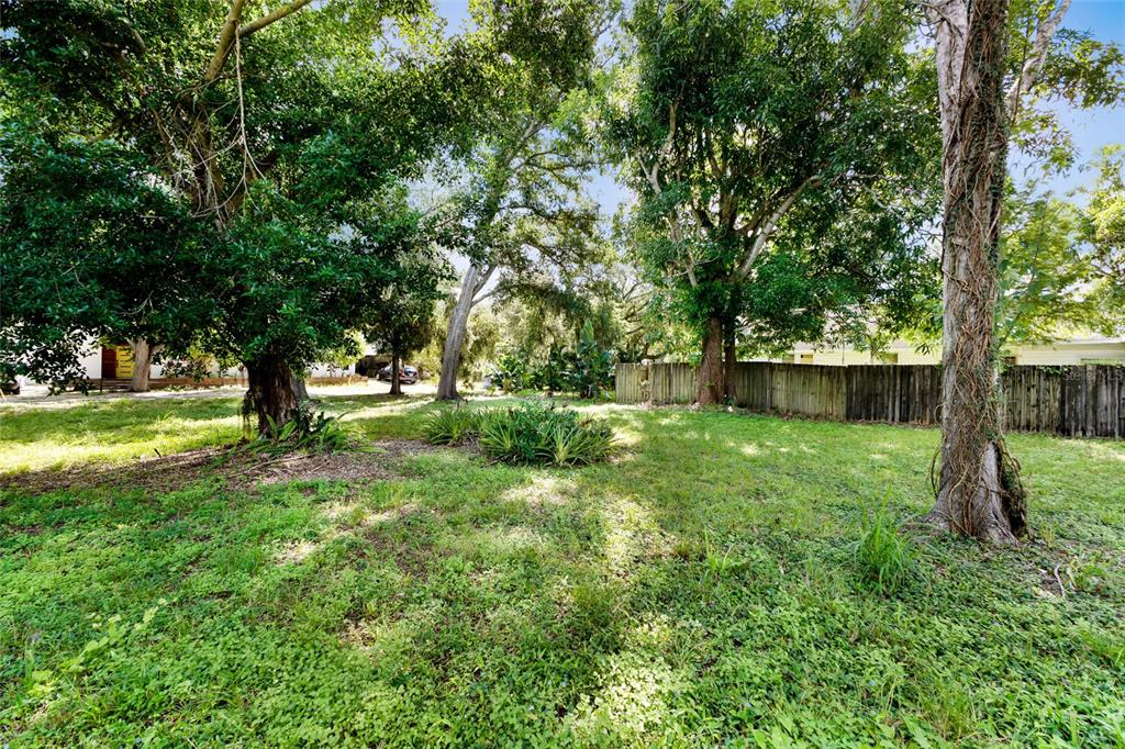 Property for sale at 2423 HICKORY AVENUE, SARASOTA, FL, 34234
