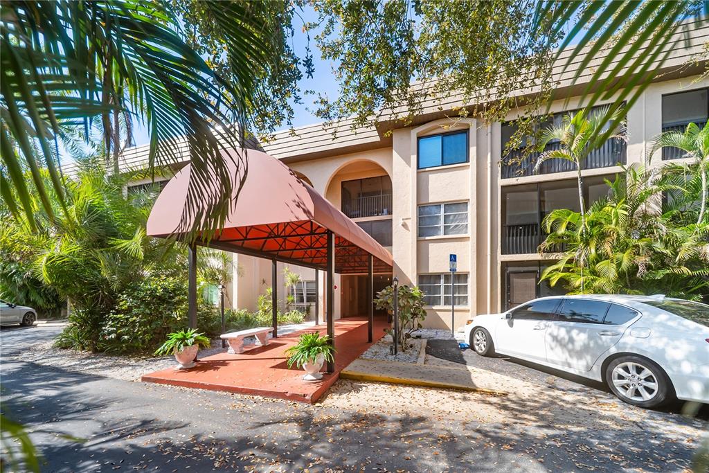 Property for sale at 3700 S OSPREY AVENUE UNIT 118, SARASOTA, FL, 34239