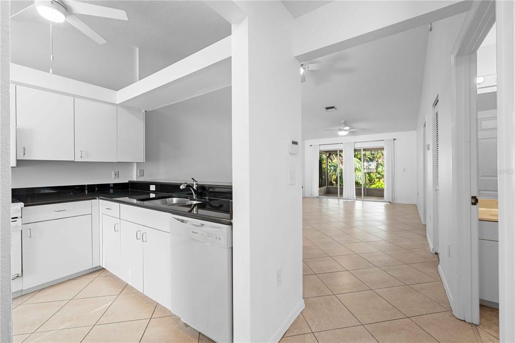 Property for sale at 630 N JEFFERSON AVENUE UNIT 19, SARASOTA, FL, 34237