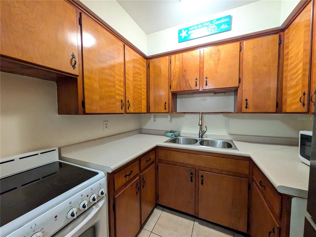 Property for sale at 1720 MORRILL STREET UNIT 11, SARASOTA, FL, 34236