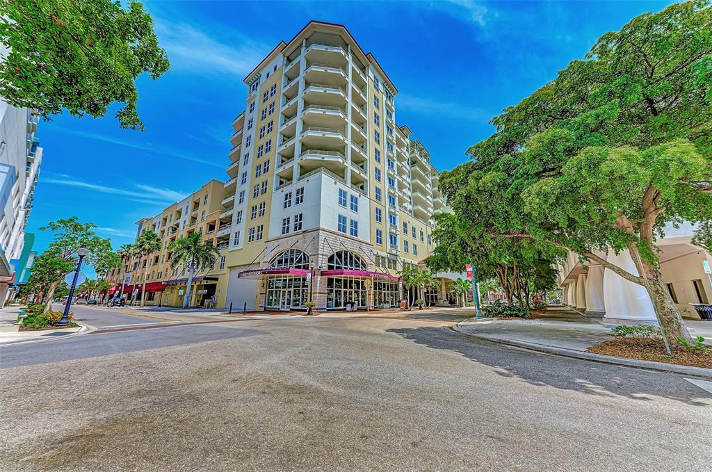 Property for sale at 100 CENTRAL AVENUE UNIT H716, SARASOTA, FL, 34236